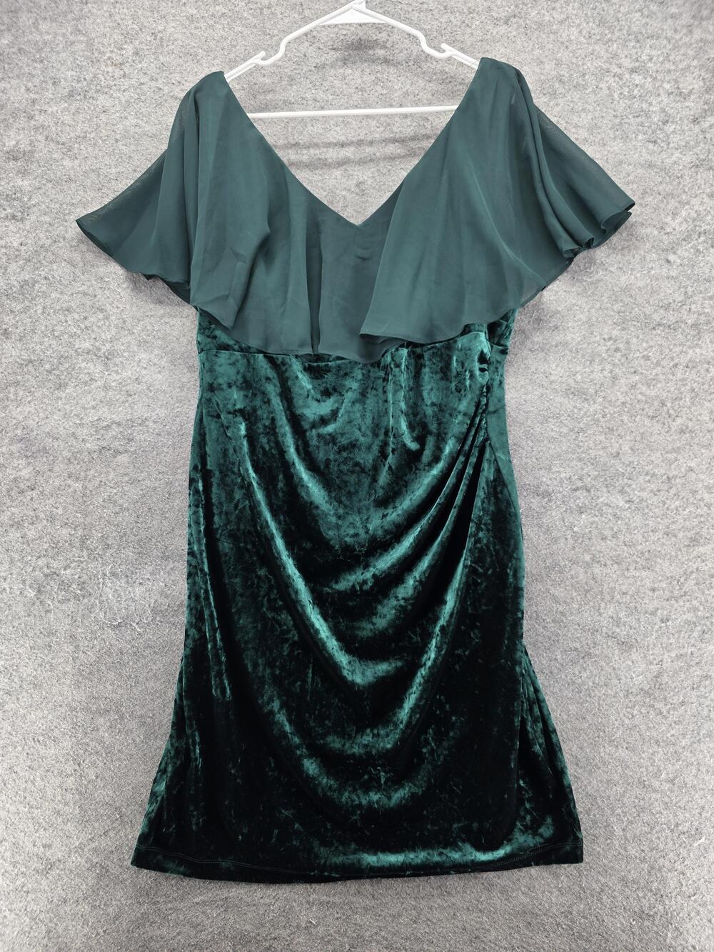 Connected Apparel Dress Womens 16 Green Velvet V-Neck Sheath Flutter Sleeve